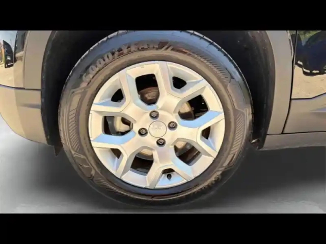 Jeep Avenger 1.2 turbo t3 100ch altitude — photo 10