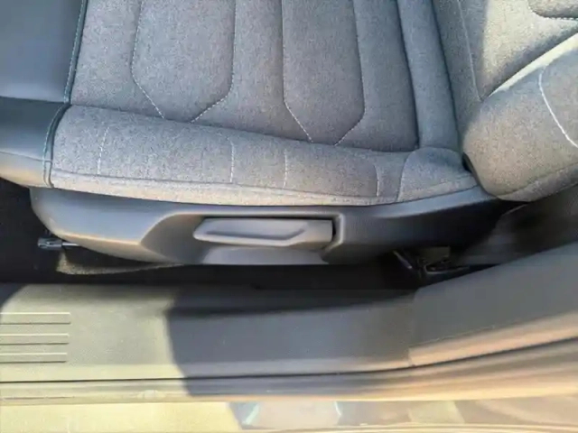Citroën C4 moteur électrique 136ch (100 kw) shine automatique — photo 13
