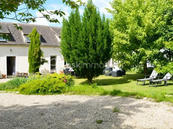 Propriété 8 pièces 220 m²