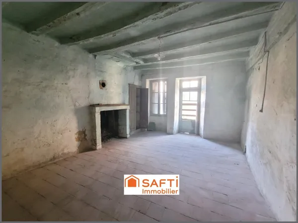 Bâtisse de 130m² de CACHET à RENOVER entièrement
