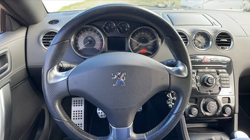 Peugeot RCZ 1.6 THP 156 - N/A – 2011 – 106070 km – Essence – Boîte Manuelle — photo 37
