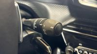 Peugeot 2008 1.2 PureTech 130ch S&S Allure EAT8 — photo 24