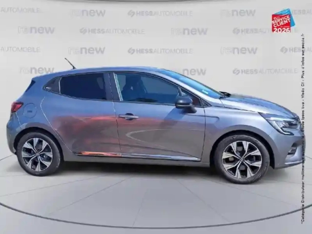 Renault Clio 1.5 blue dci 100ch evolution — photo 4