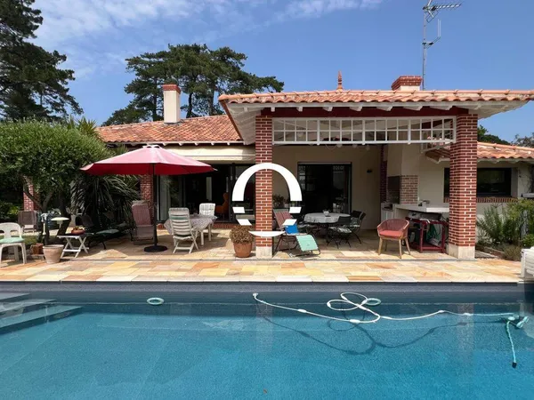 Maison 6 pièces 156 m²