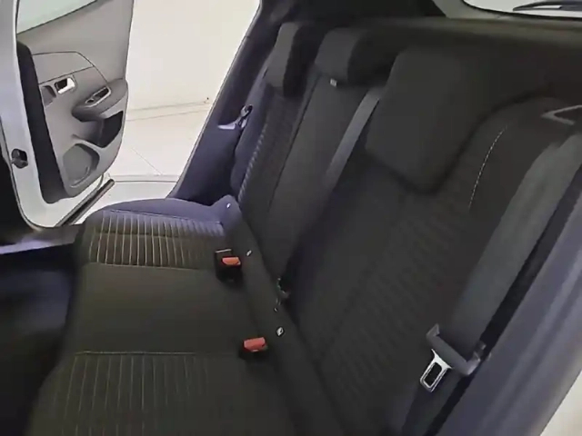 Peugeot 2008 puretech 130 s&amp;s eat8 — photo 44