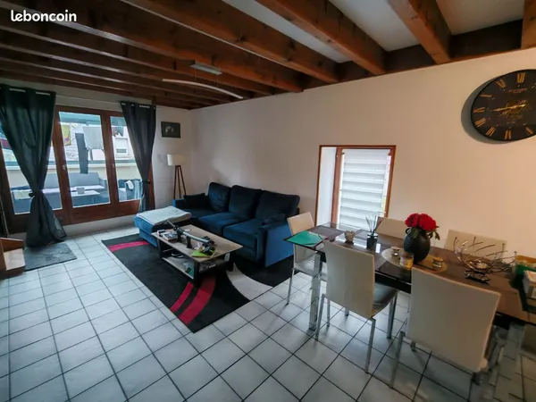 Location T3 Duplex