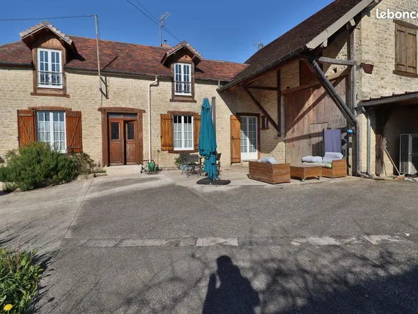 Propriété 8 pièces 200 m²