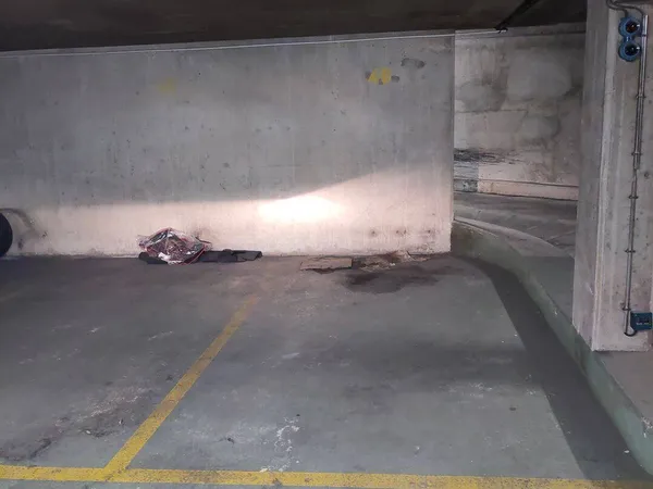 Parking 12 m²