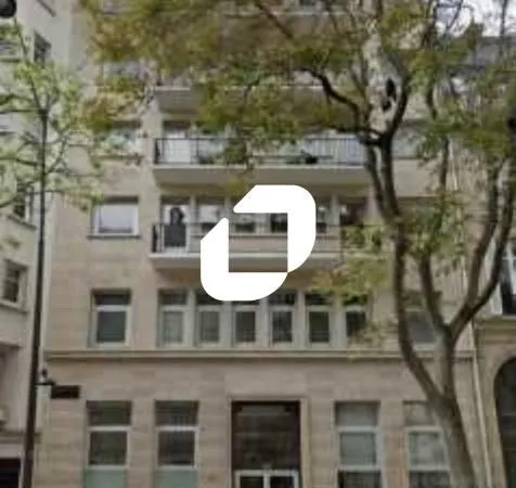 Bureaux 225 m²