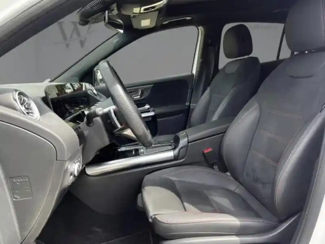 Mercedes Gla 250 e hybrid eq amg line — photo 19