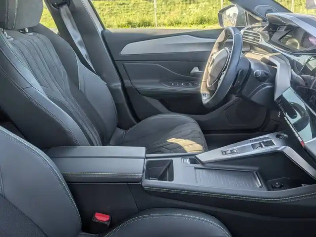 Peugeot 308 puretech 130ch s&amp;s eat8 — photo 3