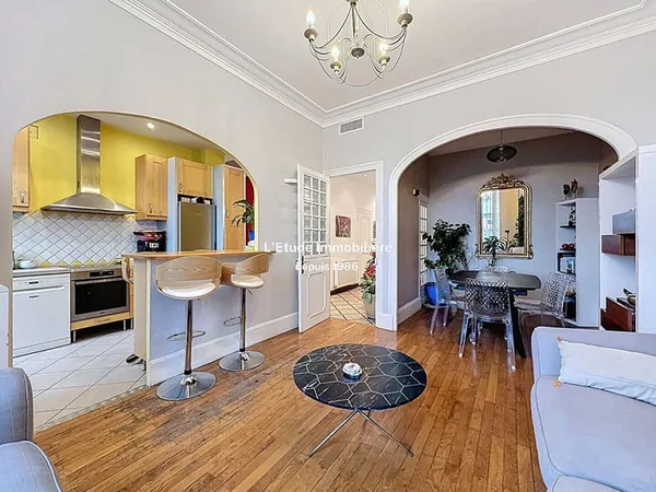 Appartement 3 pièces 103 m²