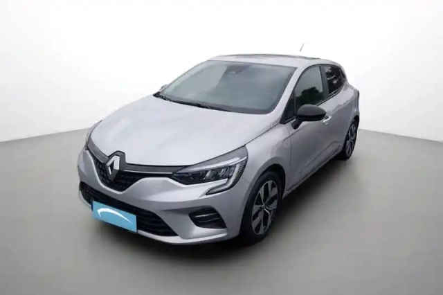 Renault Clio e-tech full hybrid 145
