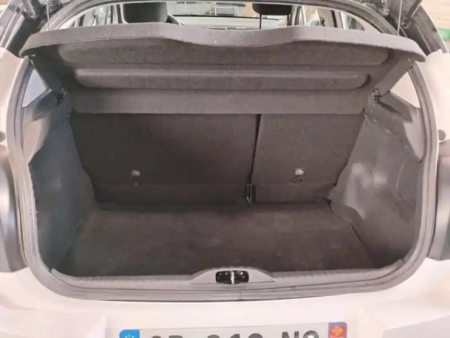 Citroën C3 puretech 83 ch bvm5 max — photo 8