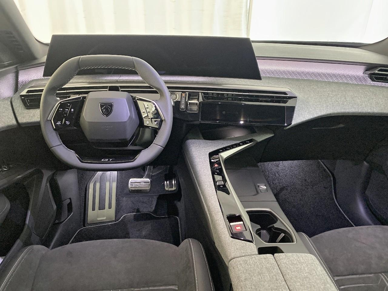 Peugeot 3008 hybrid 145 e-dcs6 gt — photo 8