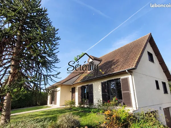 Maison 7 pièces 205 m²