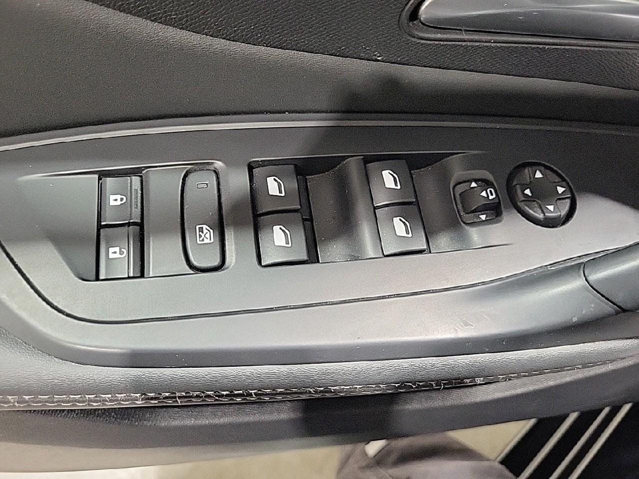 Peugeot 308 phev 180 e-eat8 allure — photo 23