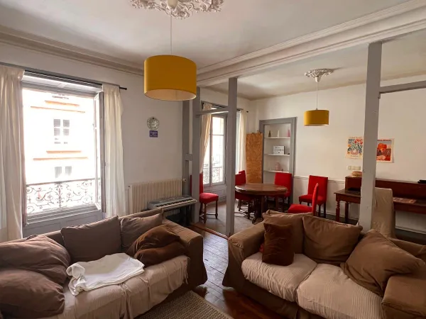 Loue chambre en colocation dans appartement