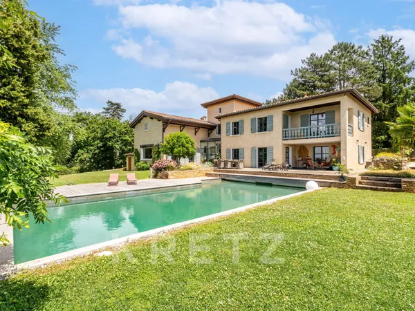 Magnifique Demeure avec vue et Terrain constructible