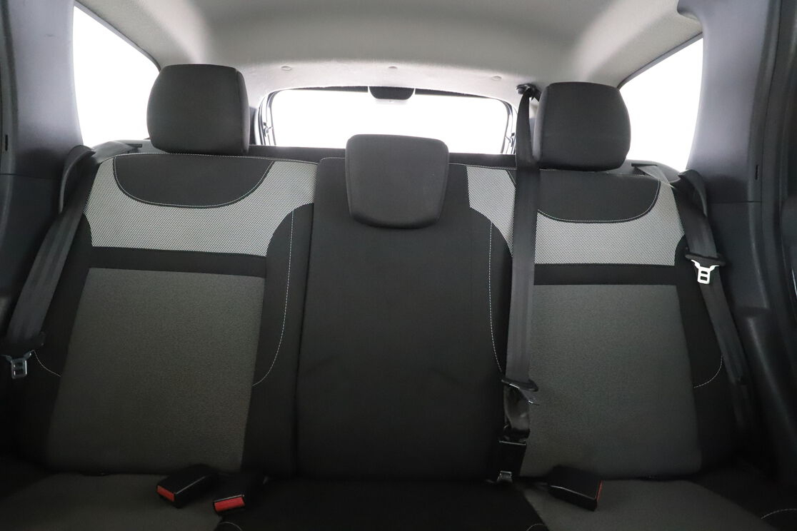 Dacia Duster 1.5 dCi Black Touch 4x2 — photo 14