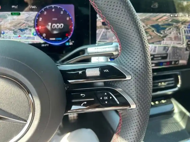 Mercedes Glb 200 amg line — photo 16