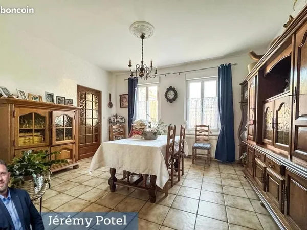 Maison 157 m² Avesnes Les Aubert