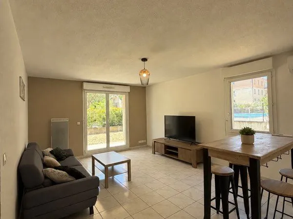 Appartement T3 65m2 jardin 219m2