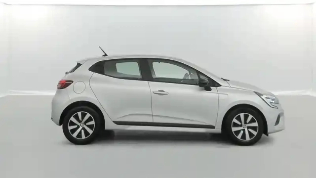 Renault Clio tce 90 — photo 15