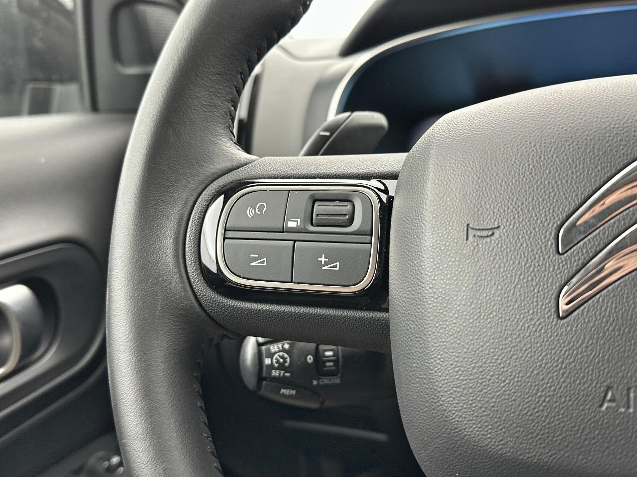 Citroën C5 Aircross hybride rechargeable 225 s&s e-eat8 feel — photo 17