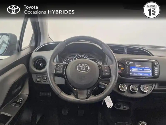 Toyota Yaris 70 vvt-i france business 5p my19 — photo 9
