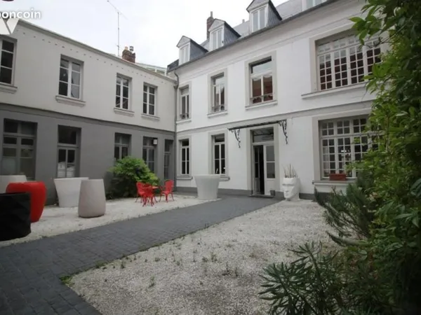 Maison 17 pièces 600 m²