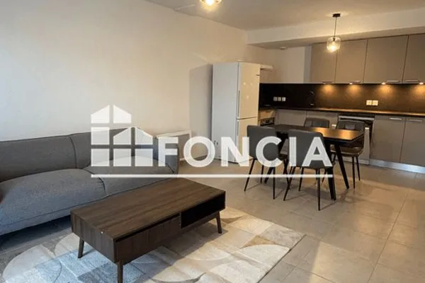 Maison Location Rousset 4p 85m² 1501€
