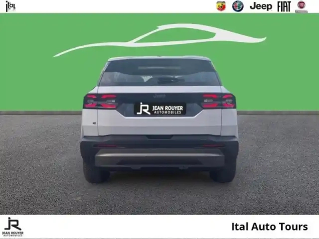 Jeep Compass electrique 213ch 157kw altitude prime cee de 3600? déduite — photo 5