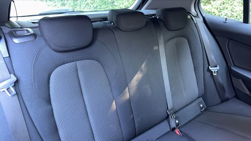 BMW Serie 1 116i 109 DCT7 - Business Design – 2022 – 68000 km – Essence – Boîte Automatique — photo 19