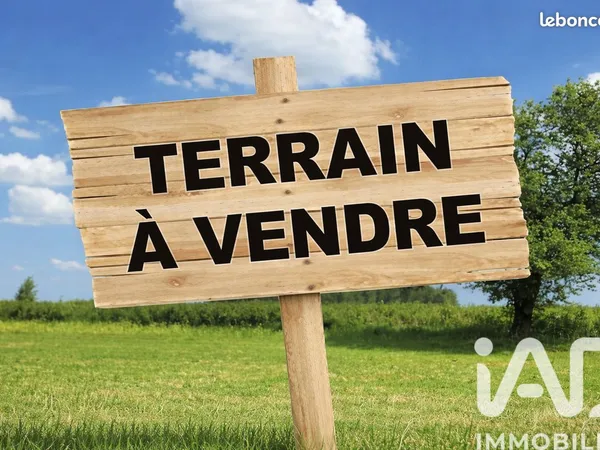 Terrain 738 m² Camoël
