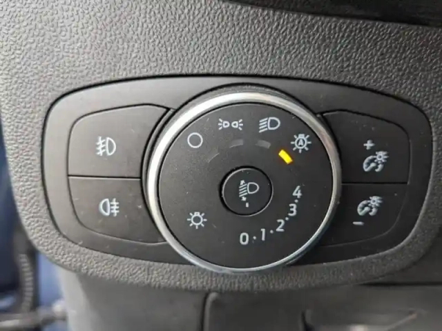Ford Fiesta 1.1 85ch business 5p euro6.2 — photo 13