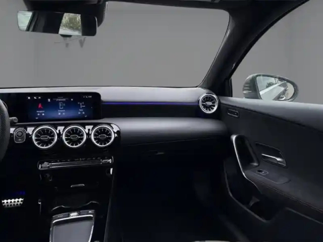 Mercedes Classe A 200 d amg line — photo 10