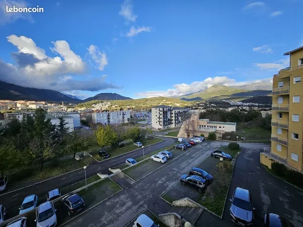 Studio 1 pièce 19 m²