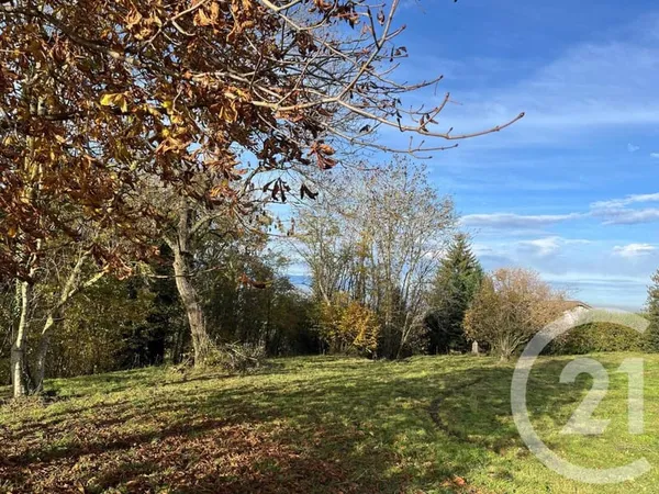 Terrain constructible 725 m²