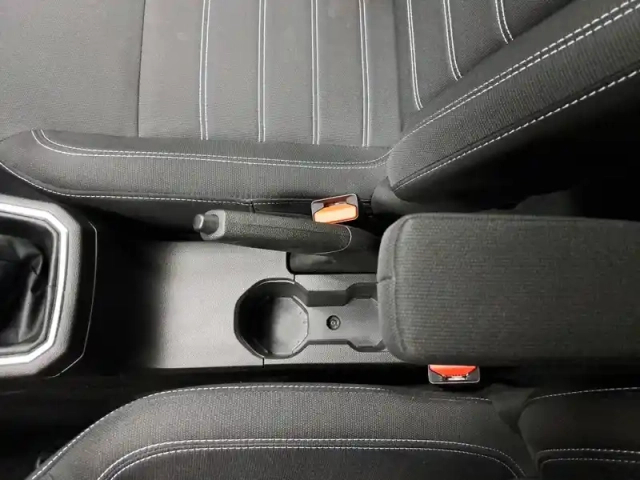 Dacia Sandero eco-g 100 - 22 — photo 34