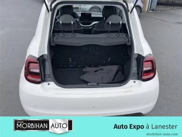 Fiat 500 3+1 e 95 ch — photo 6