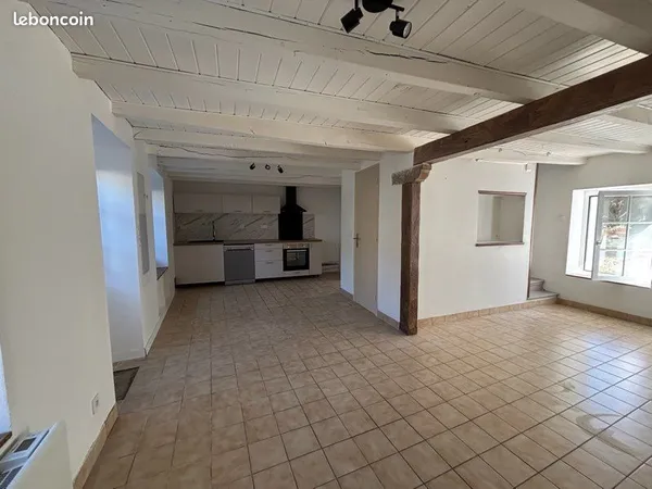 Maison 84 m² - 3 chambres - Jardin - Saint-Gildas-des-Bois