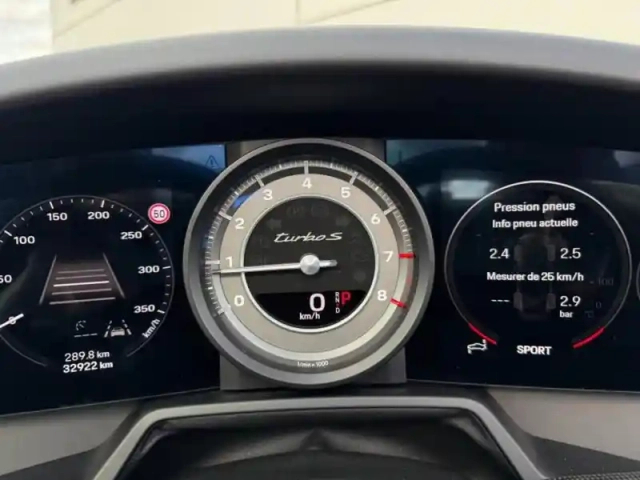 Porsche 911 cabriolet 3.7 650ch turbo s pdk — photo 10