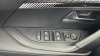 Peugeot 2008 1.2 PureTech 100ch S&S Allure — photo 29