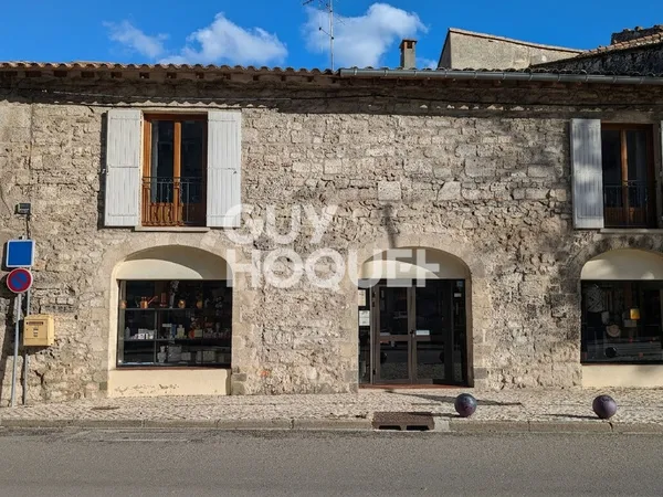 EXCLUSIVITE! Bâtisse en pierre emplacement exceptionnel