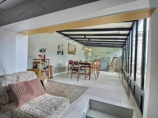Maison 10 pièces 174 m²
