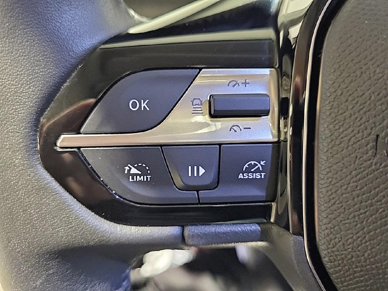 Peugeot 308 puretech 130ch s&s bvm6 allure pack — photo 22
