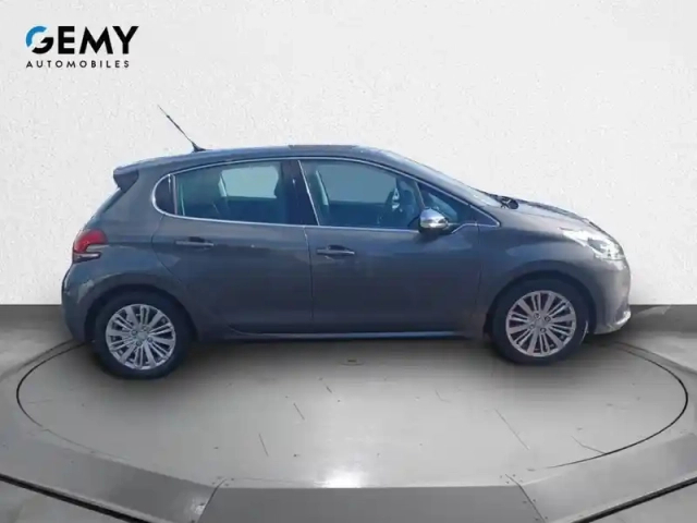 Peugeot 208 1.6 bluehdi 75ch s&amp;s bvm5 — photo 48