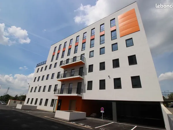 Bureau de 20 m² climatisé + 1 Place Parking couvert - Rennes
