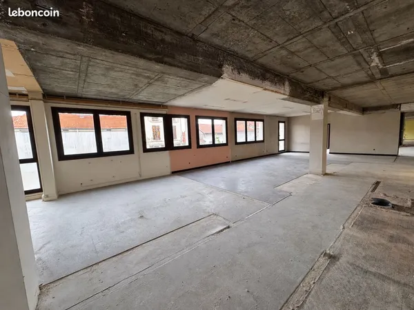 Roanne centre - Appartement à aménager de 44 m² ou 49 m² (Possibilité 93 m²)